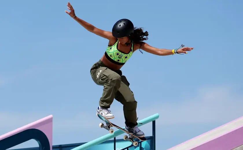 Rayssa Leal conquista medalha de bronze no skate street feminino