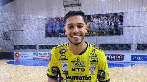 Cascavel Futsal renova com o goleiro Gustavinho para a temporada 2026