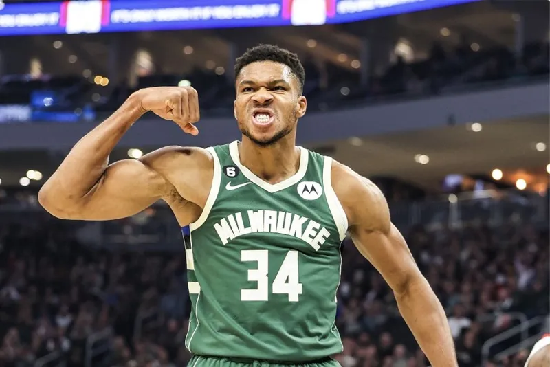 Lakers mira Giannis Antetokounmpo: sonho de blockbuster que enfrenta obstáculos no mercado da NBA