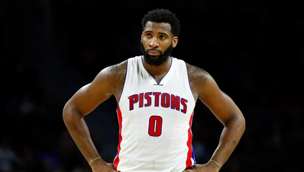 Philadelphia 76ers assina com Andre Drummond