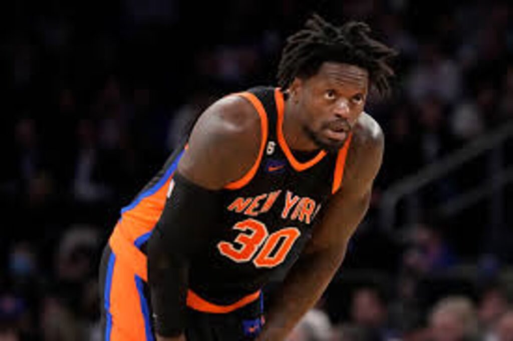 New York Knicks não planejam trocar Julius Randle