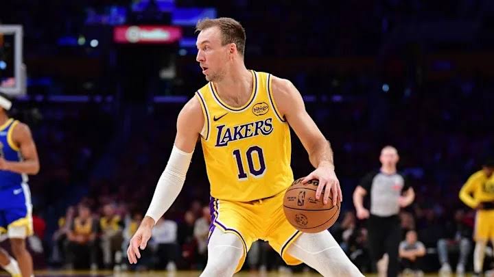 Luke Kennard deixa o Los Angeles Lakers e reforça o Phoenix Suns